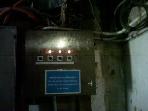 Mechanical switchboard operating over heating motor